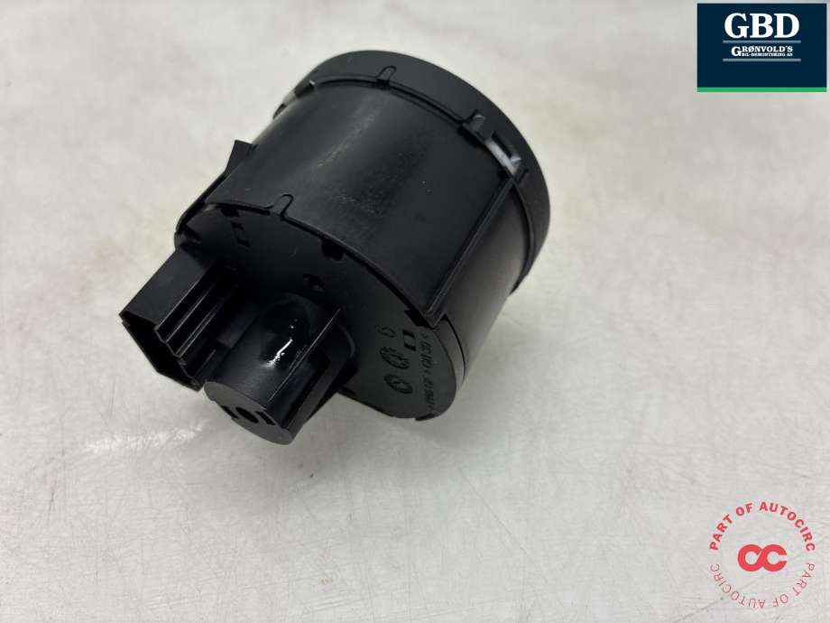Bryter lys til VW Tiguan 2016-2020 (Type II, Fase 1)  (5G0 941 431 BD|5G0 941 431 BD WZU|)