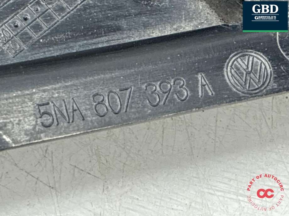 Støtfanger bak feste til VW Tiguan 2016-2020 (Type II, Fase 1)  (5NA 807 393|)