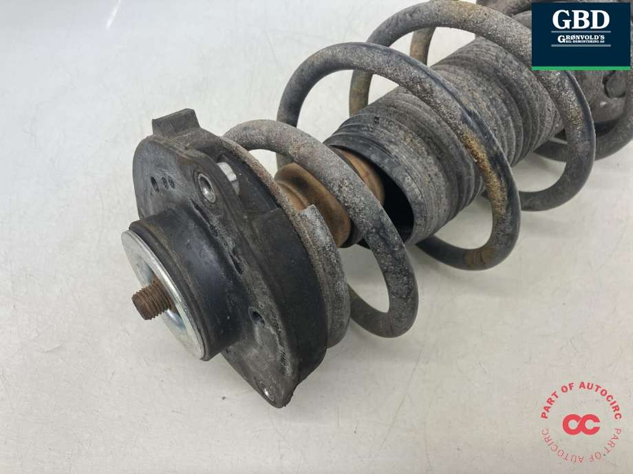 Fjærbein høyre foran til Audi Q3 2011-2014 (Type I, Fase 1) (5N0 413 031 BC|5N0 413 031 AE|)