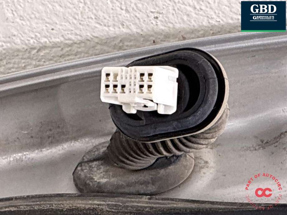 Dør høyre bak til Toyota Prius 2004-2009 (Type II) (COMBI) (COMBI) (6700347040|)