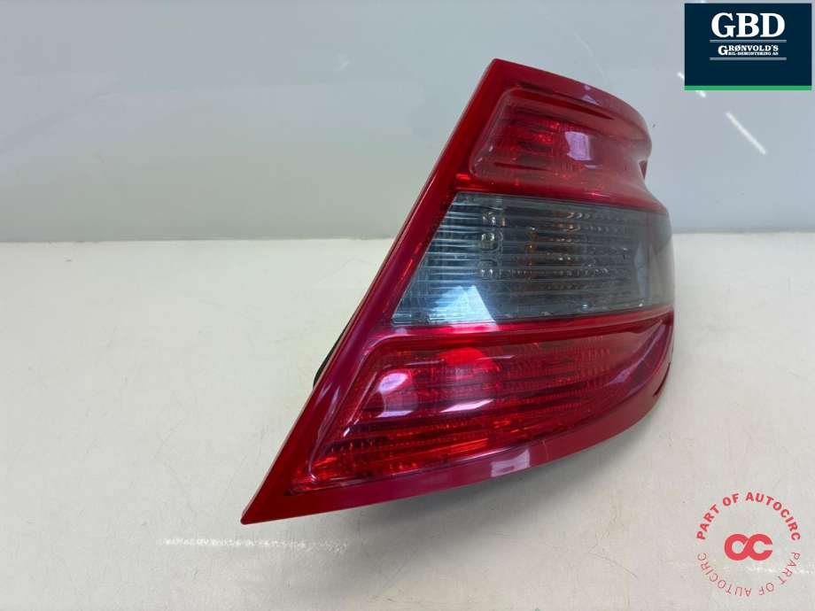 Baklykt høyre til Mercedes C-Klasse 2007-2011 (Fase 1) (W204) (W204) (A 204 906 86 02|A 204 820 30 64|)