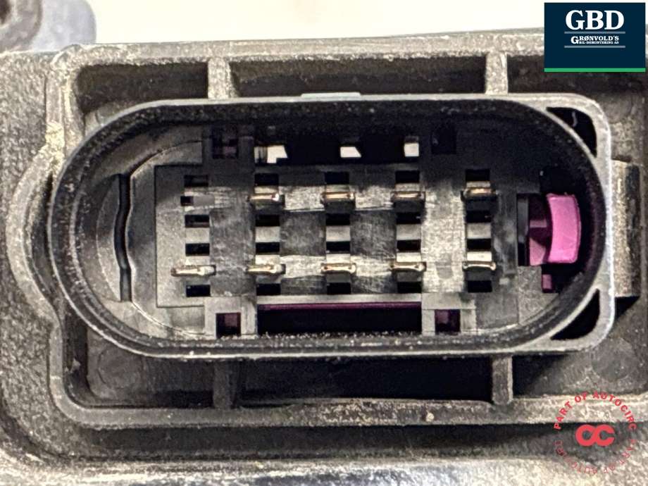 Frontlykt høyre halogen til Mercedes C-Klasse 2007-2011 (Fase 1) (W204) (W204) (A 204 820 84 61|A 204 820 02 61|A 204 906 52 03)