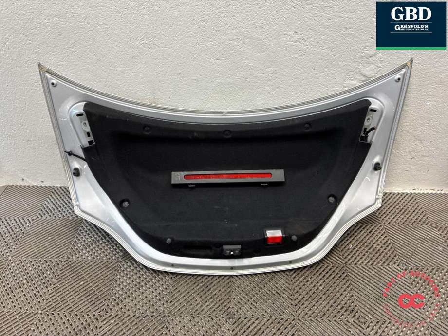 Bakluke sedan til Mercedes CLA 2013-2019 (C117) (C117) (A 117 750 00 75|)