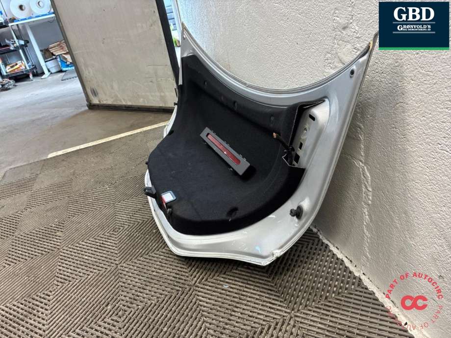 Bakluke sedan til Mercedes CLA 2013-2019 (C117) (C117) (A 117 750 00 75|)