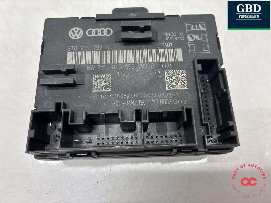 Styreenhet dør høyre foran til Audi A4 2007-2014 (Type IV) (B8) (B8) (8T0 959 792 G|8T0959792N|)