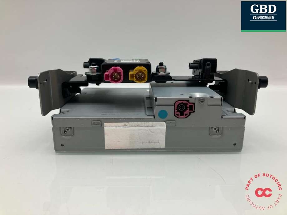 Bilstereo diverse til Jaguar F-PACE 2016-->> (X761) (X761) (C2D35999|FW9311B608AD|FW93-11B608-AD)