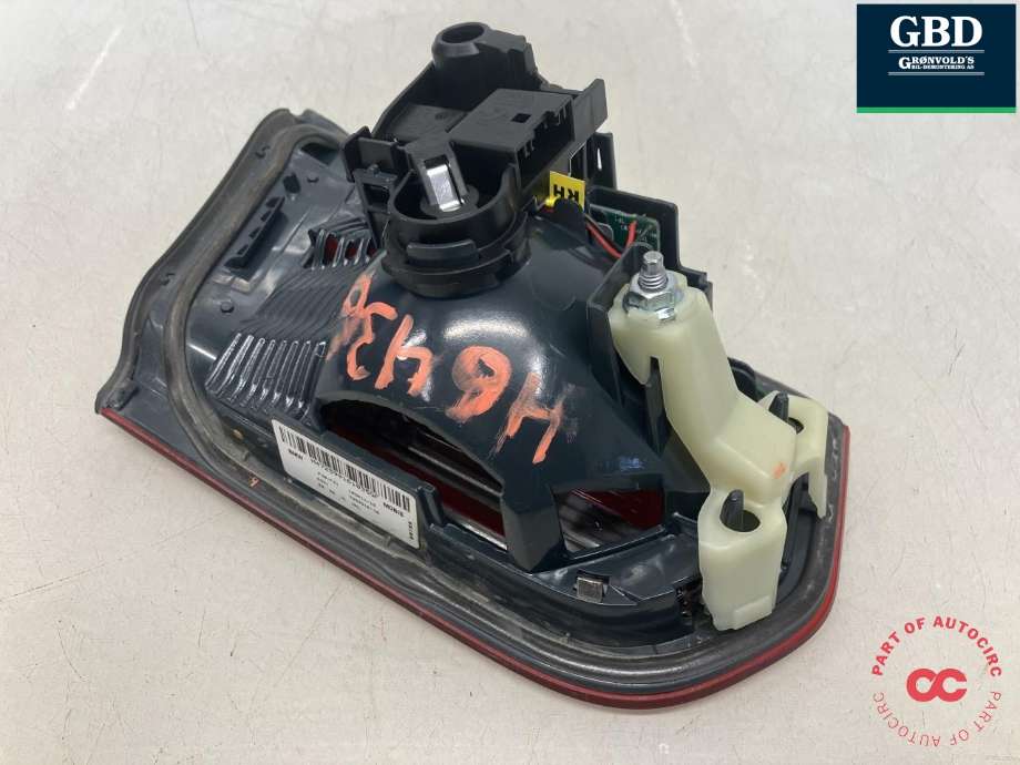 Baklykt høyre indre til BMW 3-Serie 2012-2018 (F30/F31/F34) (F30/F31/F34) (63 21 7 372 794|63 21 7 259 916|183611-12)