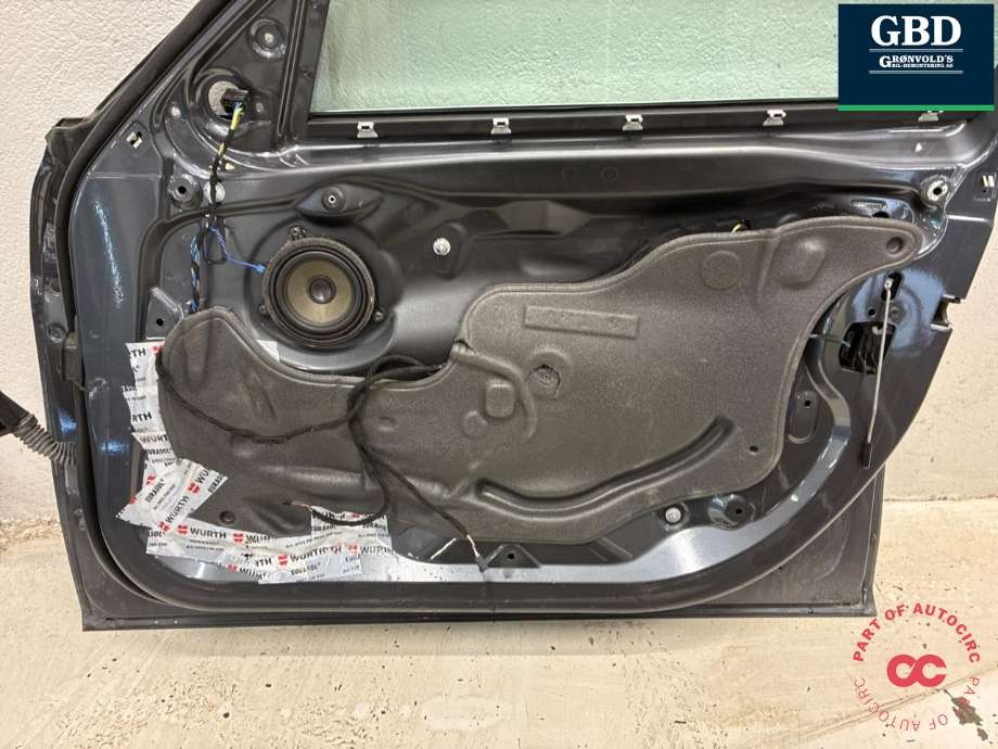 Dør høyre foran til BMW 3-Serie 2012-2018 (F30/F31/F34) (F30/F31/F34) (41 00 9 628 764|41 00 7 298 566|)