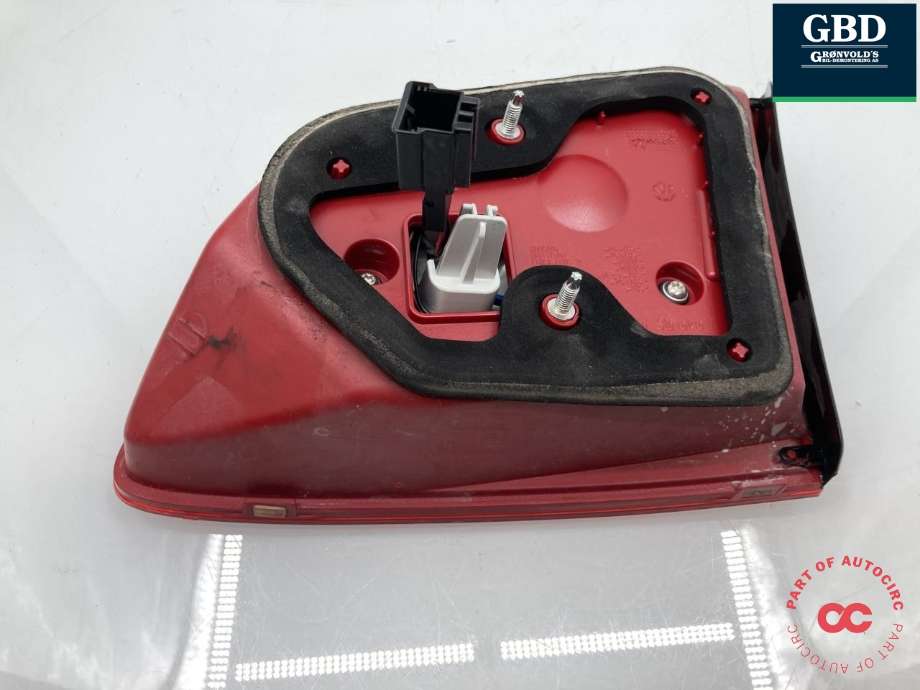Baklykt venstre indre til VW Passat 2011-2015 (B7) (B7) (3AF 945 307 E|)