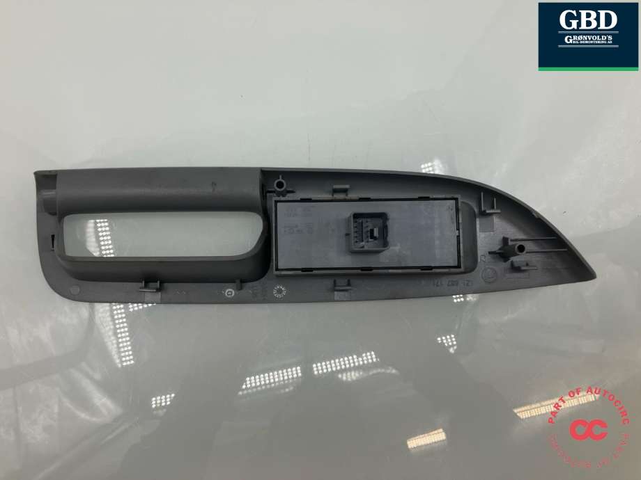 Bryter ruteheis førerdørspanel til Škoda Octavia 2009-2013 (Type II, Fase 2) (1Z0 959 858 B|1Z0 959 858 B REH|1Z1 867 171)