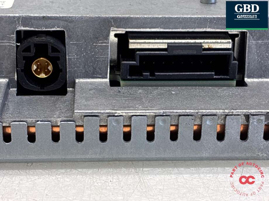Bilstereo navigasjon skjerm til Audi Q7 2006-2010 (Type I, Fase 1) (8R0 919 604 A|)
