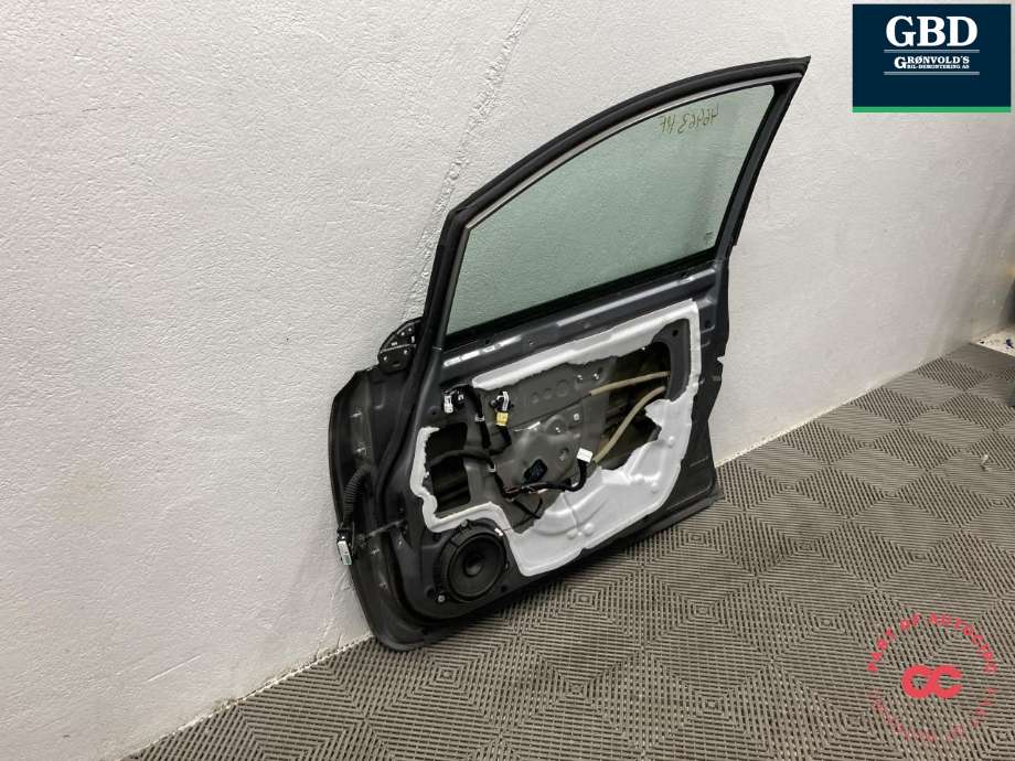 Dør høyre foran til Nissan Leaf 2018-->> (Type II)  (H01005SLAA|H01005SLMA|)