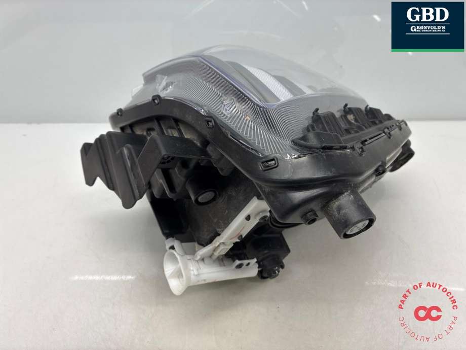 Frontlykt høyre full-LED til Hyundai Kona 2024-->> (Type II)  (92102-J9600|)