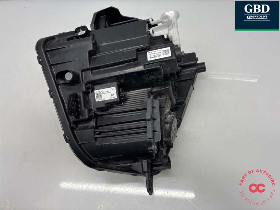 Frontlykt høyre full-LED til Hyundai Kona 2024-->> (Type II)  (92102-J9600|)