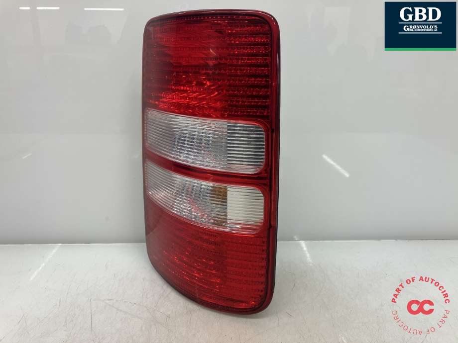 Baklykt høyre til VW Caddy 2010-2015 (Type III, Fase 2)  (2K5 945 096 Q|2K5 945 096 K|2K0 945 112 C)