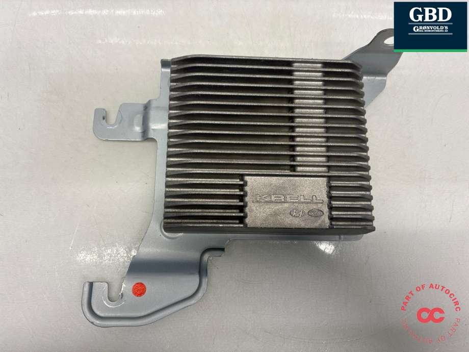 Bilstereo forsterker til Hyundai Kona, 2021-2023 (Type I, Fase 2)  (96370K4500)