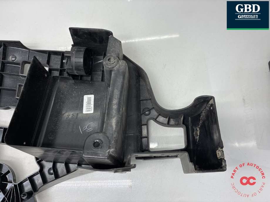 Støtfangerving høyre bak til BMW X5 2013-2018 (F15) (F15) (51 12 7 294 722|5112 7294722|)
