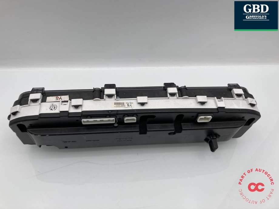 Instrumentpanel til Toyota Prius +7 2012-2020 (Type III) (stasjonsvogn) (stasjonsvogn) (8380947141|83800-47F51|)