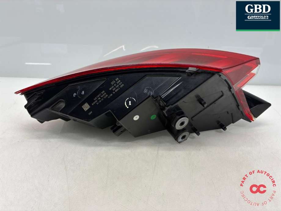 Baklykt høyre til Audi e-tron GT 2021-->> (4J3 945 092 F|)