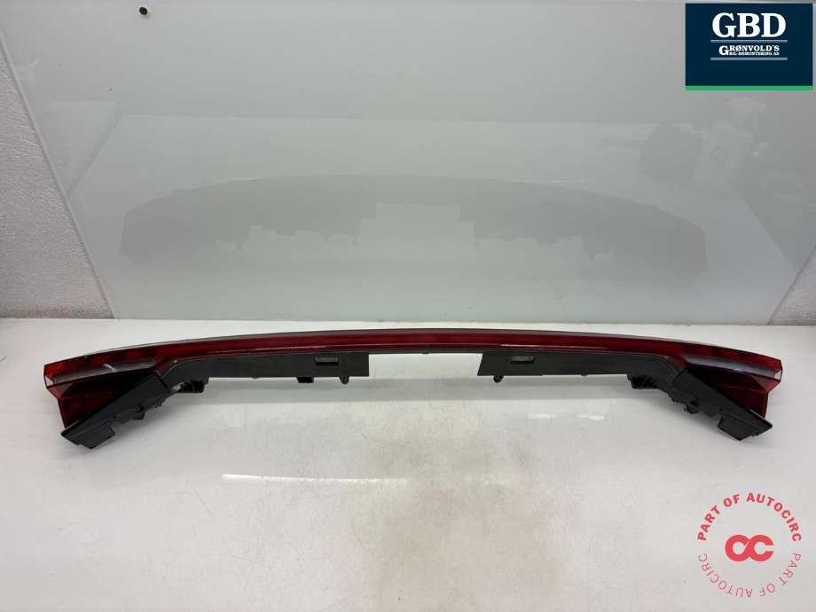 Baklykt midtre til Audi e-tron GT, 2021-->> (4J3 945 095)