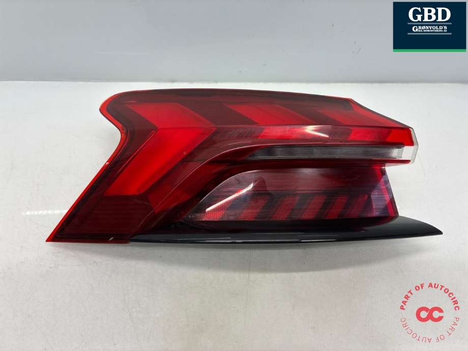Baklykt venstre til Audi e-tron GT, 2021-->> (4J3 945 091 F)