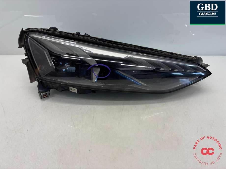 Frontlykt høyre full-LED til Audi e-tron GT, 2021-->> (4J3 941 086)