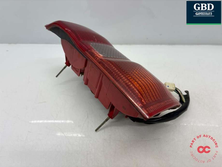 Baklykt høyre til Toyota RAV4 2000-2006 (Type II) (8155142060|)