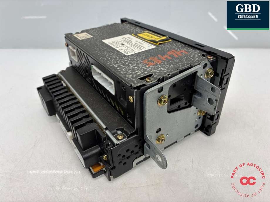 Bilstereo til Toyota RAV4 2000-2006 (Type II) (8612033440|8612033450|)