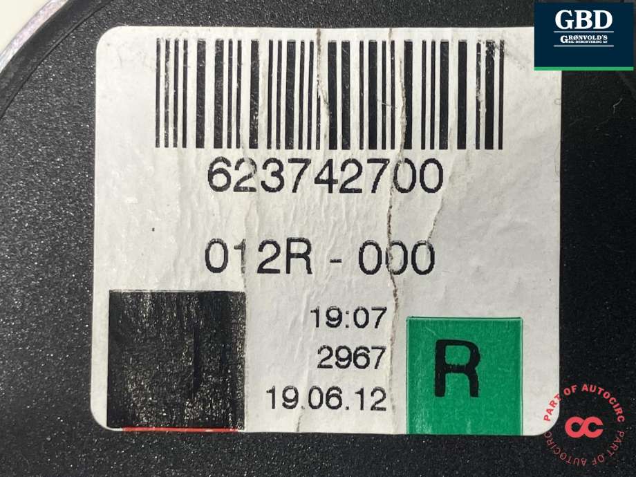 Sikkerhetsbelte foran høyre til BMW 3-Serie 2012-2018 (F30/F31/F34) (F30/F31/F34) (72 11 7 383 318|623742700|)