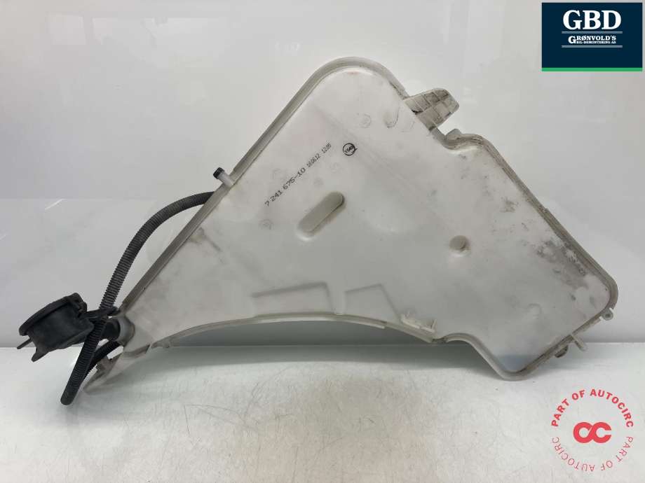 Spylertank foran til BMW 3-Serie 2012-2018 (F30/F31/F34) (F30/F31/F34) (61 66 7 241 676|7 241 675|)