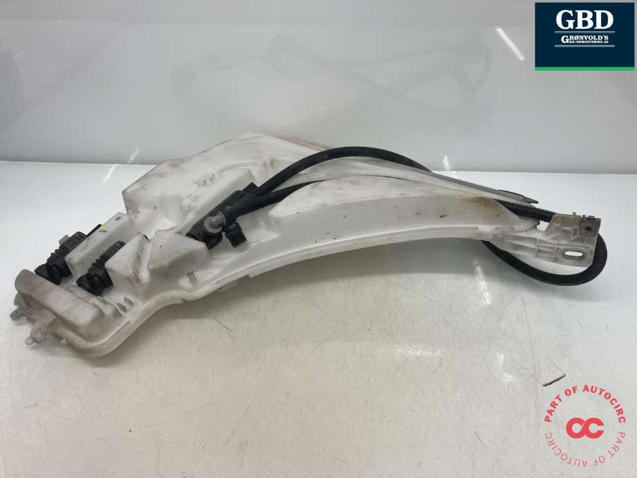 Spylertank foran til BMW 3-Serie 2012-2018 (F30/F31/F34) (F30/F31/F34) (61 66 7 241 676|7 241 675|)