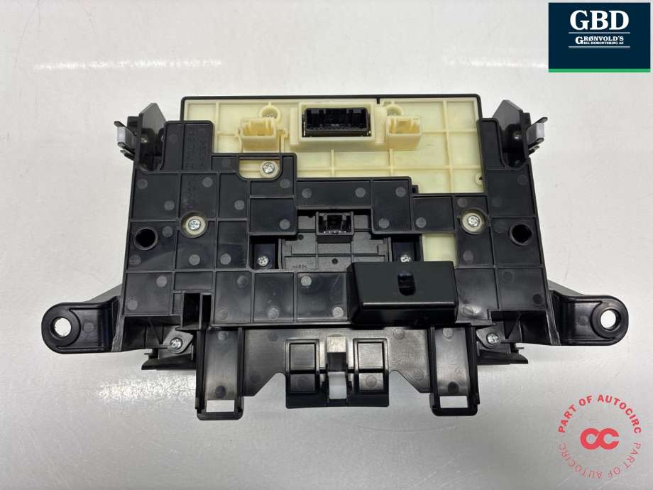 Bryter diverse til Toyota Land Cruiser 150 2014-->> (Fase 2)  (8497060330|76L544|)