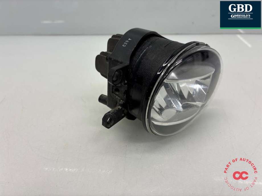 Tåkelykt høyre foran til Toyota Land Cruiser 150 2014-->> (Fase 2)  (8121048051|13794R|)
