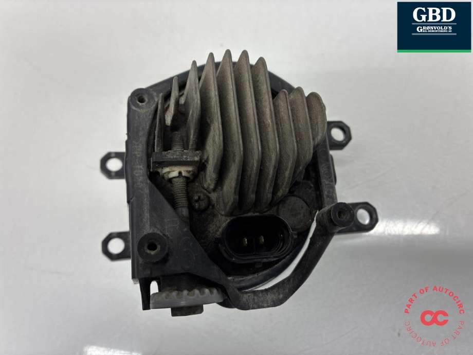Tåkelykt høyre foran til Toyota Land Cruiser 150 2014-->> (Fase 2)  (8121048051|13794R|)