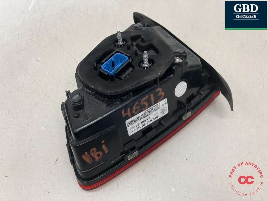 Baklykt venstre indre til VW Passat 2015-2019 (Fase 1) (B8) (B8) (3G5 945 307 J|)