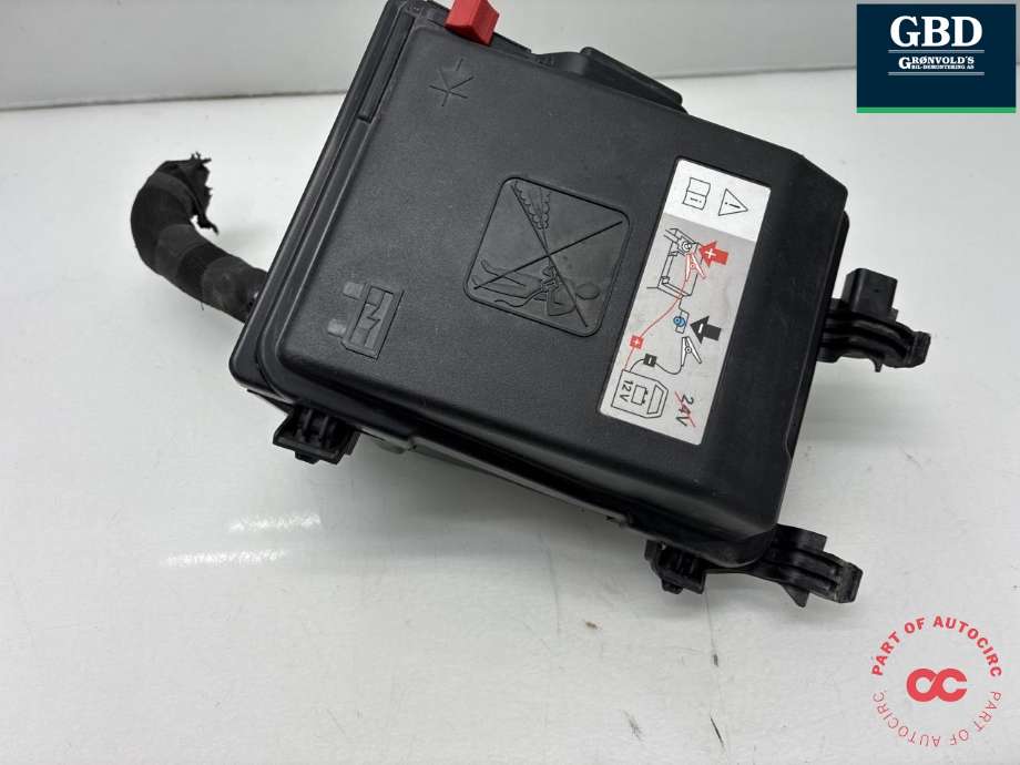 Sikringsboks motorrom til Toyota Proace, 2016-->> (Type II)  (SU001A4935)