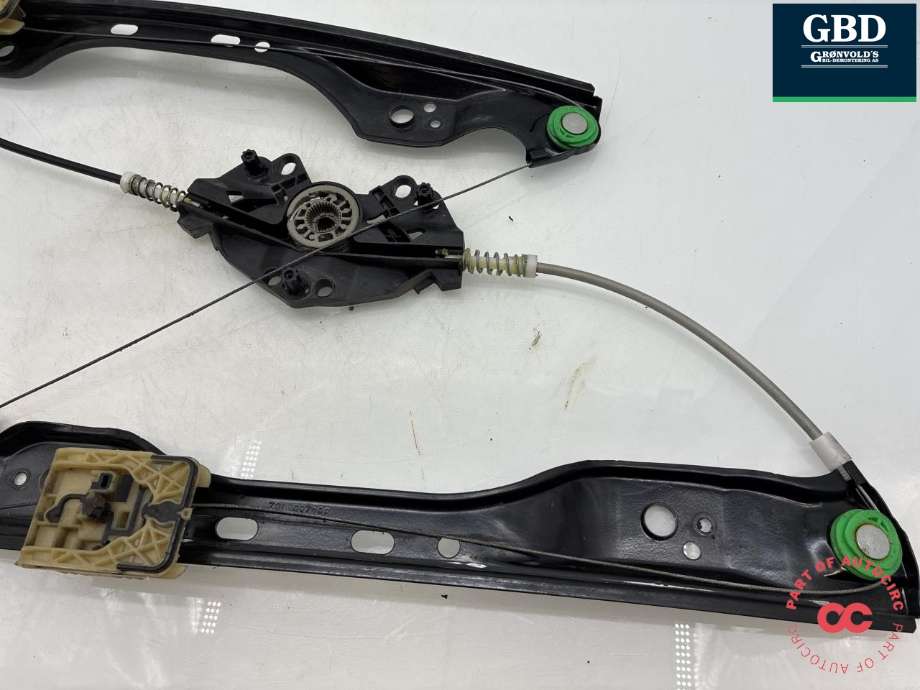 Ruteheis venstre foran til Volvo XC60 2008-2013 (Type I, Fase 1)  (30784828|)
