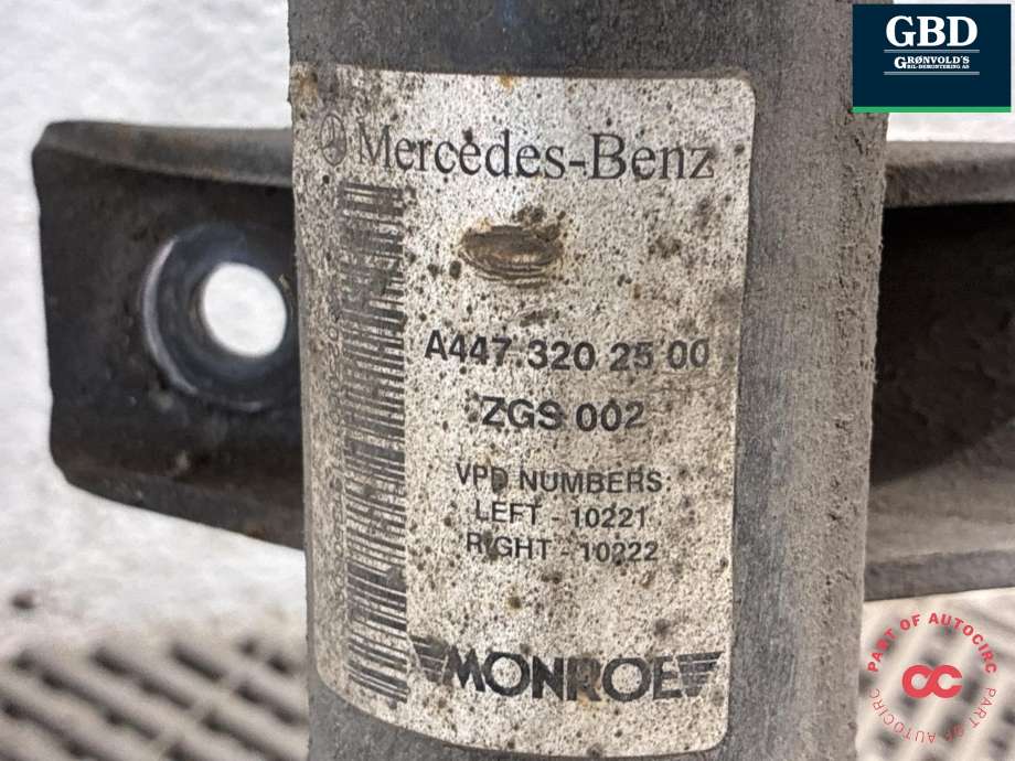 Fjærbein høyre foran til Mercedes Vito 2014-->> (W447) (W447) (A 447 320 58 00|A 447 320 26 00|A 447 320 25 00)