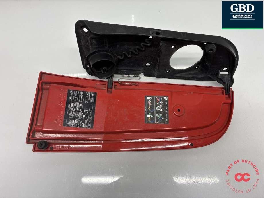 Ladeluke karosseri elbil til Mercedes Vito 2014-->> (W447) (W447) (A 447 750 39 00|)