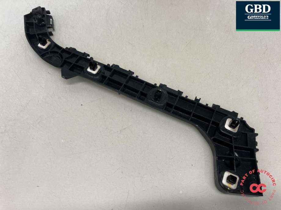 Støtfanger bak feste til Toyota Corolla 2019-->> (5257502201|52575-02201|)