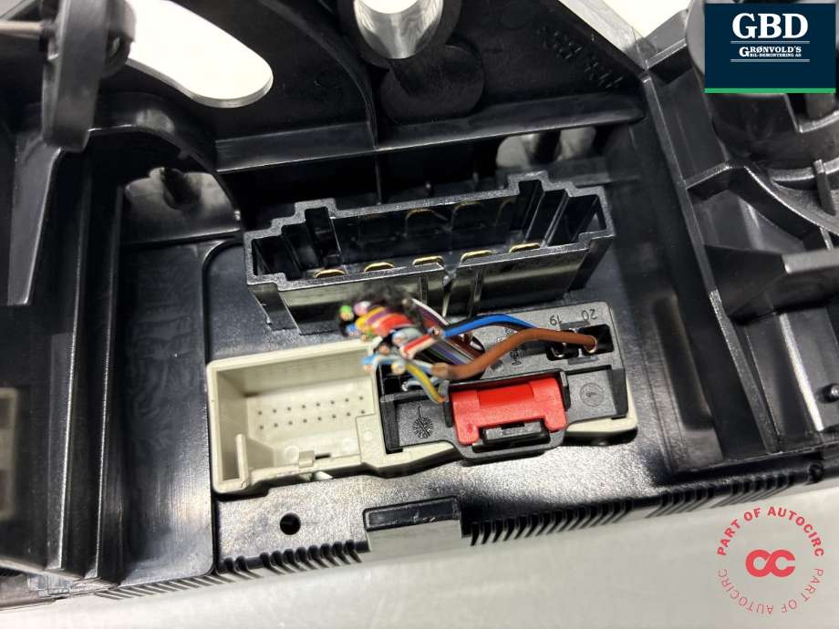 Bryter lys til VW Caddy 2004-2010 (Type III, Fase 1) (1K0 941 431 AH|3C8 941 431 B XSH|1K0 941 431 AH REH)