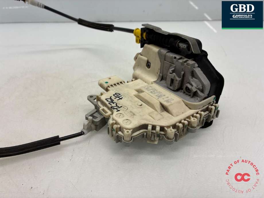 Låsekasse høyre bak til Audi A4 2007-2014 (Type IV) (B8) (B8) (8K0 839 016 F|8K0 839 016 C|)