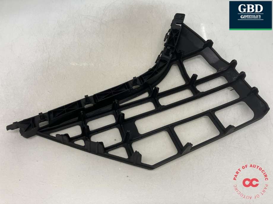 Støtfanger bak feste til Hyundai i40 2012-2017  (86614 3Z300|86616-3Z300|)