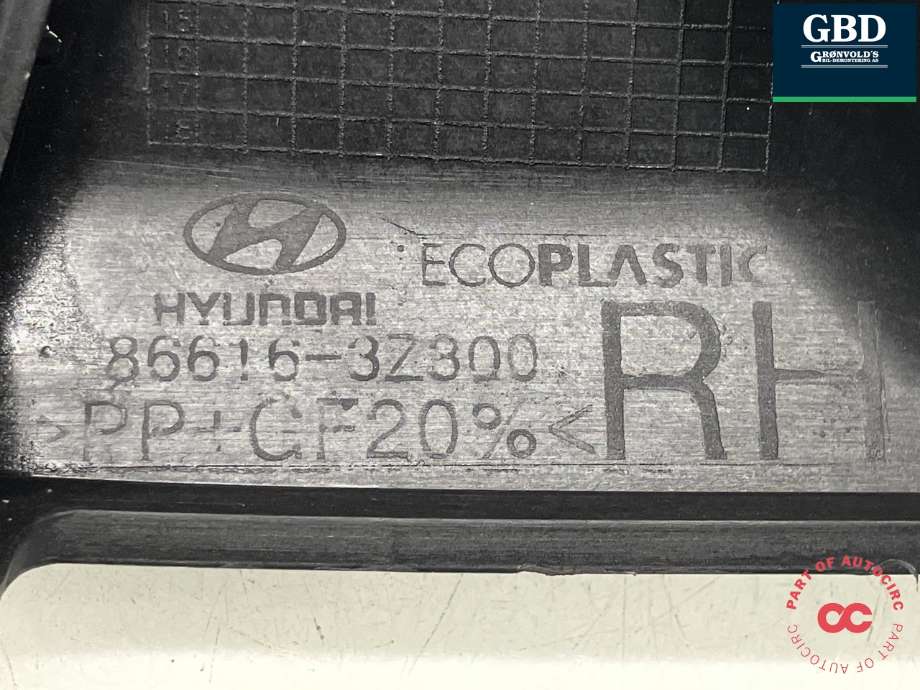 Støtfanger bak feste til Hyundai i40 2012-2017  (86614 3Z300|86616-3Z300|)