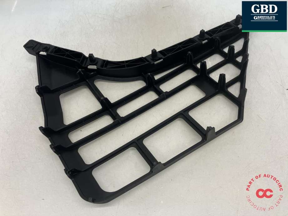 Støtfanger bak feste til Hyundai i40 2012-2017  (86613 3Z300|86615-3Z300|)