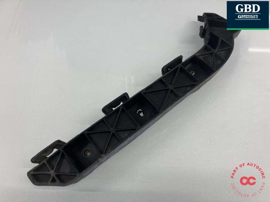 Støtfanger foran feste høyre til Hyundai i40 2012-2017 (86514 3Z000|86516-3Z000|)