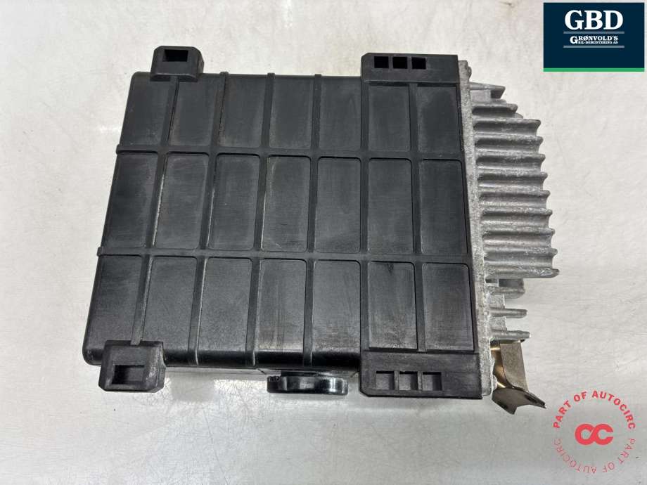 Styreenhet motor til Mercedes 190 1984-1993 (W201) (W201) (A 010 545 56 32|010 545 57 32 05|0 280 800 392)
