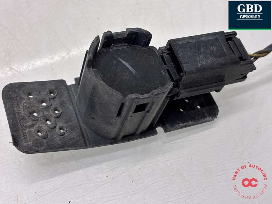Parkeringssensor foran til Ford S-Max 2015-->> (Type II) (2163331|F1CT-15K859-AAXWAA|)