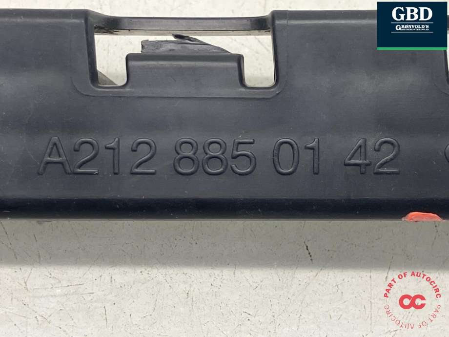 Støtfanger bak feste til Mercedes E-Klasse 2009-2013 (Fase 1) (W212) (W212) (A 212 880 13 30|A 212 880 11 30|A 212 885 01 42)