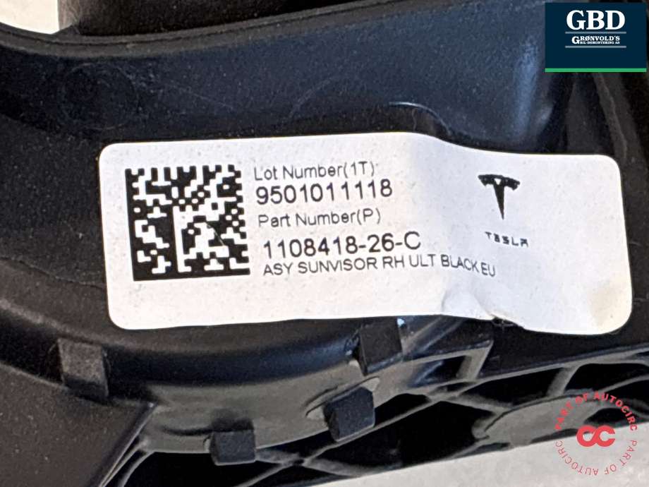 Solskjerm høyre til Tesla Model X 2016-->> (1108418-26-D|1108418-26-E|1108418-26-G | 1108418-26-C)